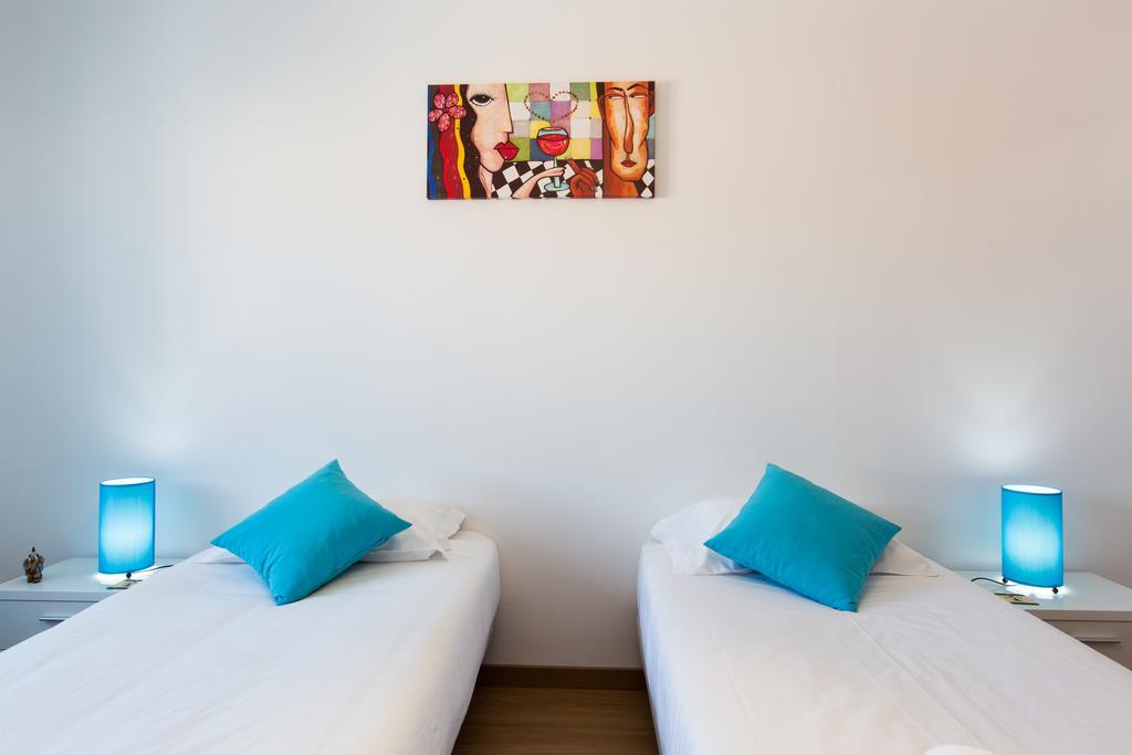 West Side Guesthouse ペニシェ エクステリア 写真